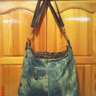 Чанта дамска от дънков плат със кожени мотиви, снимка 1 - Чанти - 14485084