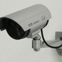 1100 Фалшива камера за видеонаблюдение Голяма, снимка 4 - Други стоки за дома - 24917034