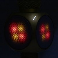 1816 Безжичен блутут караоке микрофон с LED светлини, снимка 2 - Караоке - 23449875
