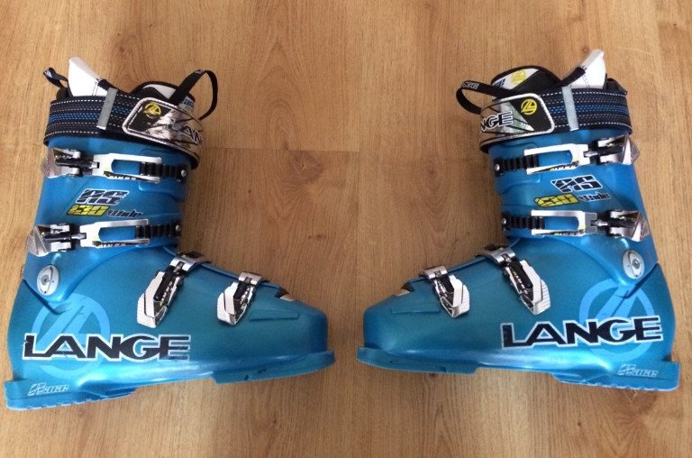 Продавам състезателни ски обувки LANGE RS 130 WIDE №29-29,5 FIS NORM в  Зимни спортове в гр. Пловдив - ID20445240 — Bazar.bg