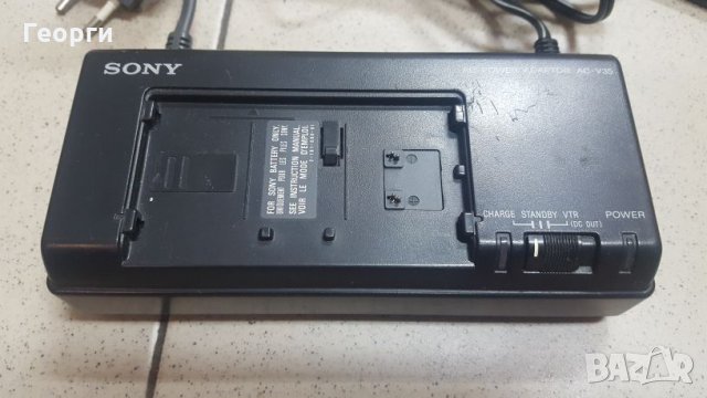 Комбинирано зарядно за видеокамера SONY, снимка 2 - Камери - 25311504