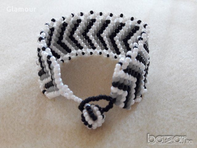 Гривна от мъниста