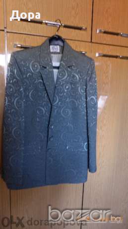 Дамски костюм, снимка 2 - Костюми - 16028843