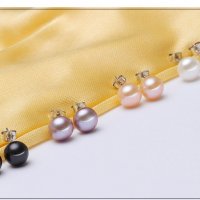 Обеци с перла, снимка 1 - Бижутерийни комплекти - 19119093