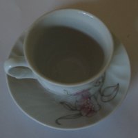 Нови комплекти луксозни чашки и чинийки за кафе, снимка 5 - Чаши - 16790978