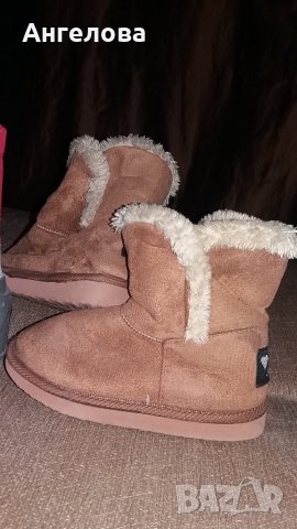 Гумени Ботуши номер 30 с подарък, снимка 2 - Детски боти и ботуши - 22399492