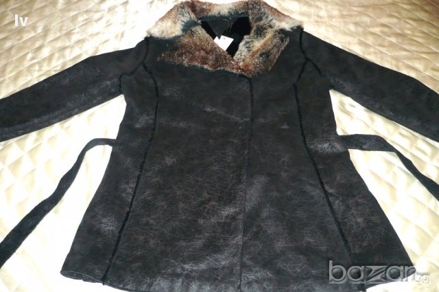 XL. Фешън палтенце с красива яка , снимка 2 - Палта, манта - 13461783