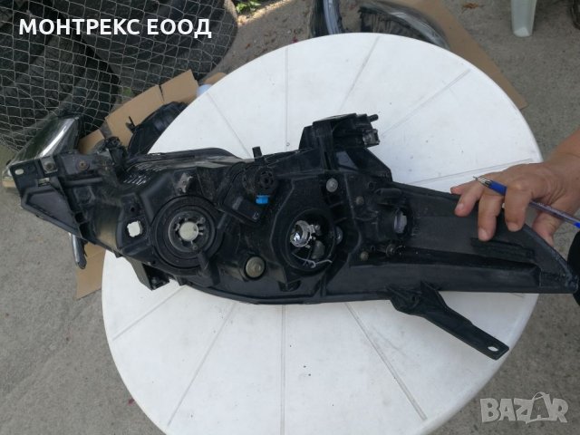 Ляв фар Мазда Примаси / Mazda Premacy, снимка 2 - Части - 25710905