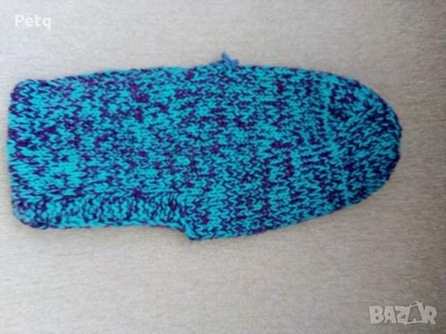 Плетени чорапи и терлици, снимка 10 - Шапки - 22917319