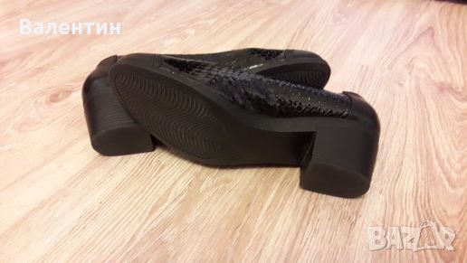 Дамски обувки, снимка 4 - Дамски обувки на ток - 21532787