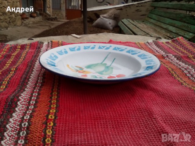 Стара емайлирана паница #3, снимка 2 - Антикварни и старинни предмети - 24267208