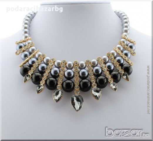 МНОГОРЕДНИ ПЕРЛИ И КРИСТАЛИ – БЕЛИ ИЛИ ЧЕРНИ ДА СА ТЕ?!, снимка 1