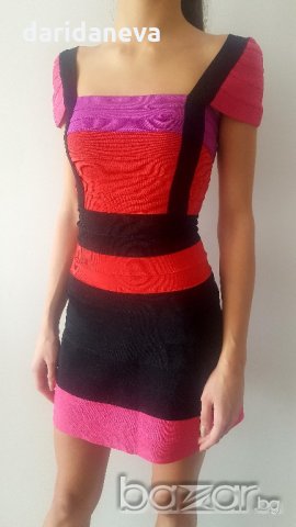 Herve Leger рокля реплика Xs/S, снимка 3 - Рокли - 20703853