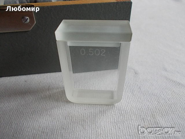 Стъклени кювети С 0.5 см SPEKOL , снимка 7 - Лаборатория - 14662306