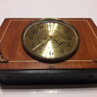 Стар настолен часовник , снимка 1 - Други ценни предмети - 25028567