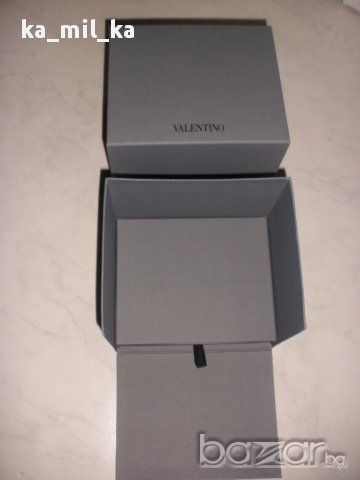 Кутия от часовник Valentino - Сива, снимка 5 - Други - 10300140