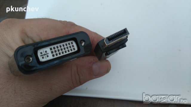 Kабел DisplayPort to DVI, снимка 1 - Кабели и адаптери - 21249637