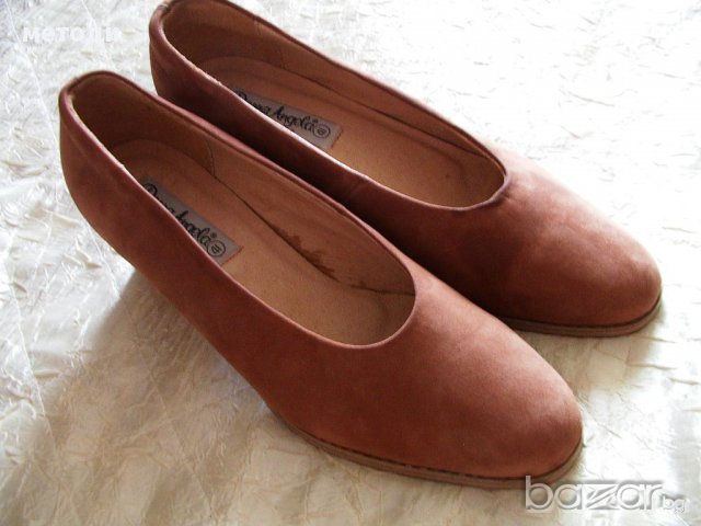обувки дамски естествен велур 41№ чисто нови, снимка 2 - Дамски ежедневни обувки - 14997447