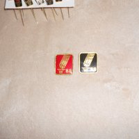 Две значки 1988 г , снимка 3 - Антикварни и старинни предмети - 23156303