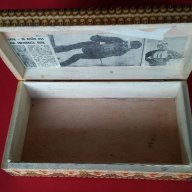 Красива Стара Дървена Кутийка от 1967година, снимка 3 - Антикварни и старинни предмети - 18319928