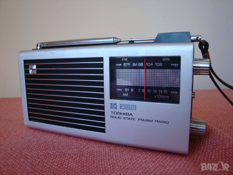 Vintage Toshiba transistor Radio, Made in Japan, снимка 1