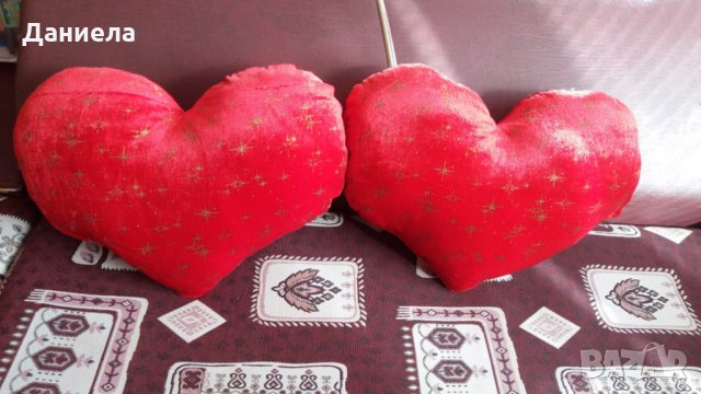 Плюшена възглавница сърце , снимка 1 - Романтични подаръци - 24228659