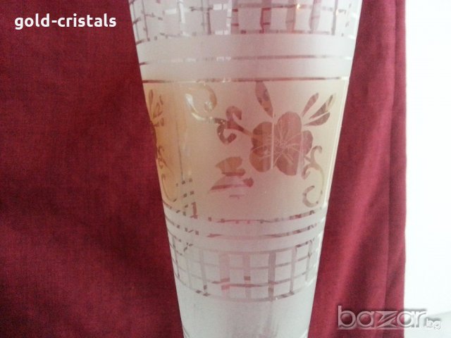 Стъклена висока ваза , снимка 12 - Антикварни и старинни предмети - 20483390