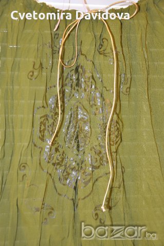 Зелена блуза с дълъг ръкав, снимка 2 - Блузи с дълъг ръкав и пуловери - 18379868