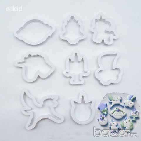 1 вид 8 бр сет Еднорог Unicorn пластмасови резци форми за сладки бисквитки фондан тесто резец форма , снимка 1 - Форми - 21125386