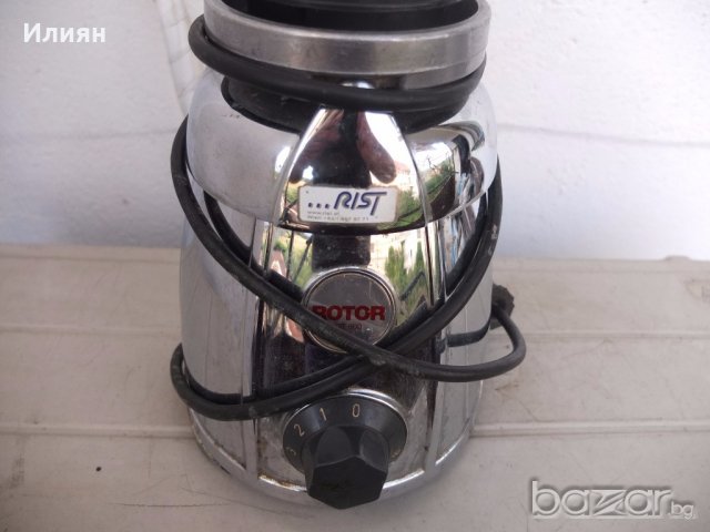Продавам блендер, снимка 2 - Блендери - 18872931