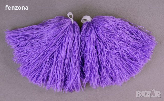 Мажоретни Помпони