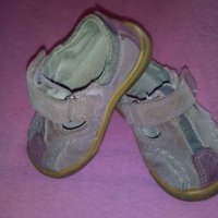 Затворени детски сандали, снимка 4 - Детски маратонки - 18970038