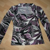 Цветна блуза, снимка 2 - Блузи с дълъг ръкав и пуловери - 9818491