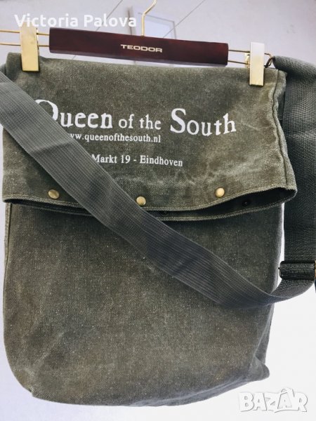 Ултрамодерна чанта тип мешка, снимка 1