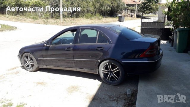 Мерцедец С270, 2.7 cdi, 2003 г НА ЧАСТИ, снимка 4 - Автомобили и джипове - 26196545