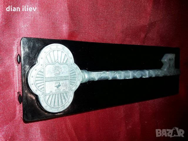 Стар сувенир-Ключ , снимка 9 - Антикварни и старинни предмети - 24378887