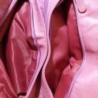 Дам.чанта-/изк.кожа/-"Mick Gwend"-Paris-перлено-розова. Закупена от Италия., снимка 6 - Чанти - 22422505