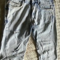 Zara jeans фабрично накъсани, снимка 3 - Дънки - 20516459