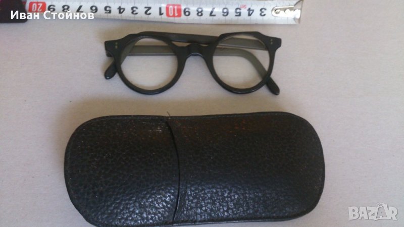 Стари очила с калъф, снимка 1