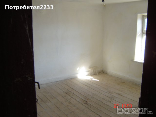 Продавам  каменна къща в с.Зорница 2ет. / двор - 300кв./ ток , вода , асфалтов път , хубава панорама, снимка 5 - Къщи - 13862660