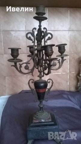 стар бароков свещник