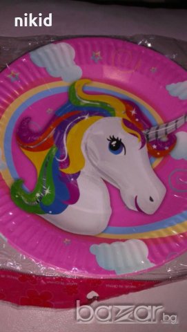 Еднорог кон 10 бр парти чинии чинийки картонени, снимка 2 - Чинии - 20644877