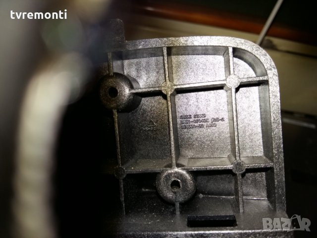 стойка за телевизор bn61-07940x модел 32UF5000, снимка 2 - Стойки, 3D очила, аксесоари - 24107609