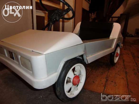 Търся/Купувам стари детски метлни коли с педали, снимка 11 - Колекции - 13708869