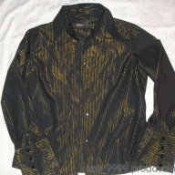 Ефектна черна риза на златно райе, снимка 1 - Ризи - 18181982