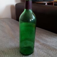 Стара бутилка от червено вино от Поморие, снимка 4 - Антикварни и старинни предмети - 23640504