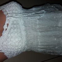 Нежна рокля с плетиво и датела, снимка 1 - Рокли - 22039330