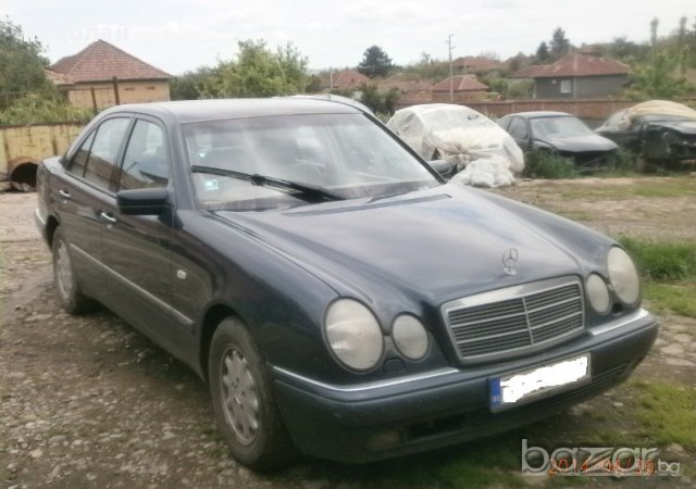 Само на части Mercedes-Benz E 280, снимка 3 - Автомобили и джипове - 17972463
