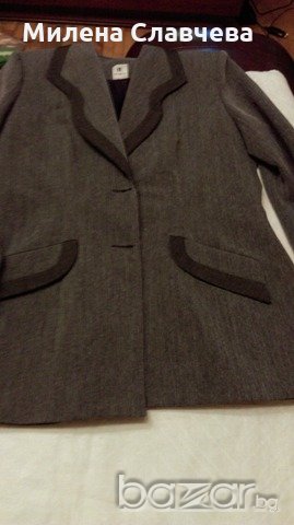 НОВ дамски костюм, снимка 4 - Костюми - 20802310