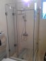 Изработка и монтаж на стъклени паравани,прегради,душ кабини,врати по ваши размери.Добри цени., снимка 6